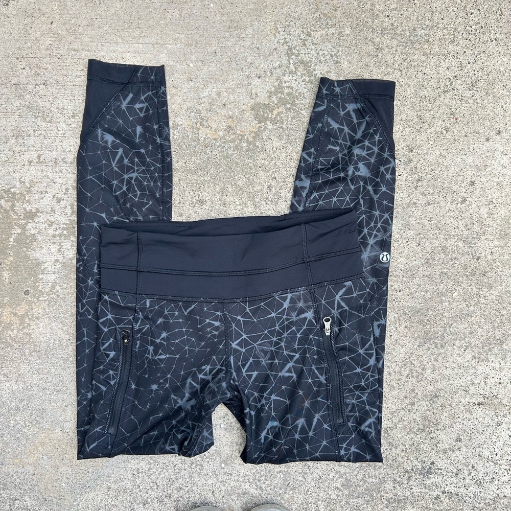 Lululemon legging size 4